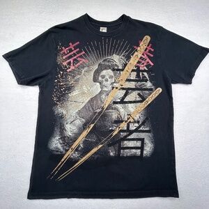 Vintage Y2K Medium Japanese Graphic Geisha Skeleton Katanas Short-sleeve T-shirt